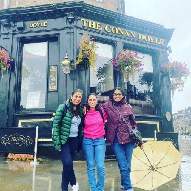 Come rain or come shine… the game is afoot! #teambuildingedinburgh #edinburgh #edinburghtreasurehunts #thingstodoinedinburgh #newtownedinburgh #caltonhilledinburgh #visitscotland #onlyinscotland #shopsmalledinburgh #supportindependent #conandoyle
